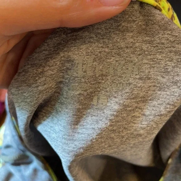 Maaji Activewear Top Long Sleeve Gray Size Large - Picture 11 of 13